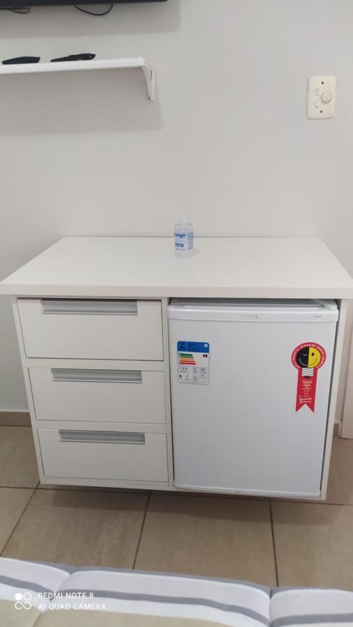 Pousada Quarto Familiar Com Ar,Frigobar,Wi Fi, Garagem Aparecida  Bagian luar foto